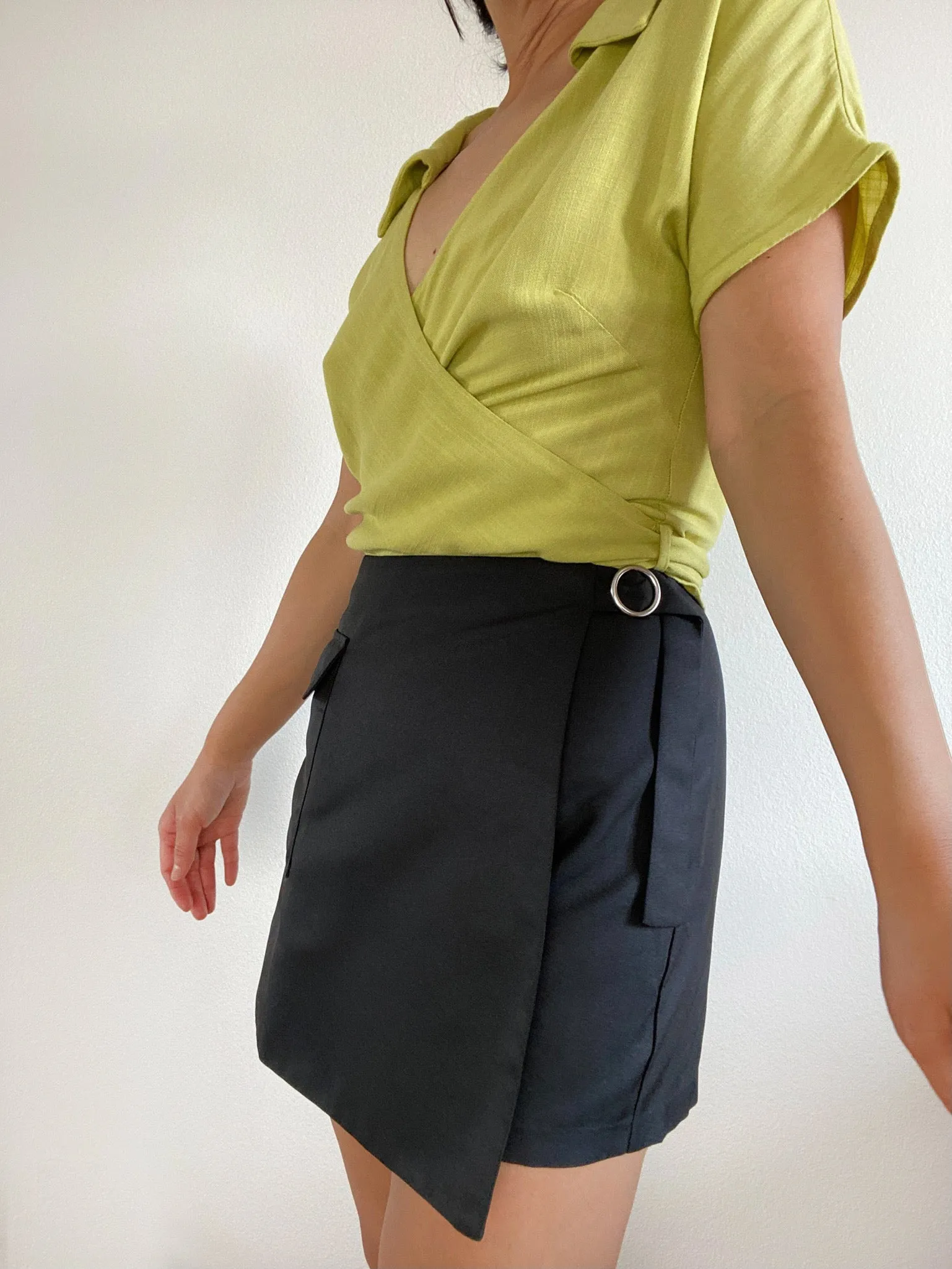 THE CARGO WRAP SKORT ~ Black